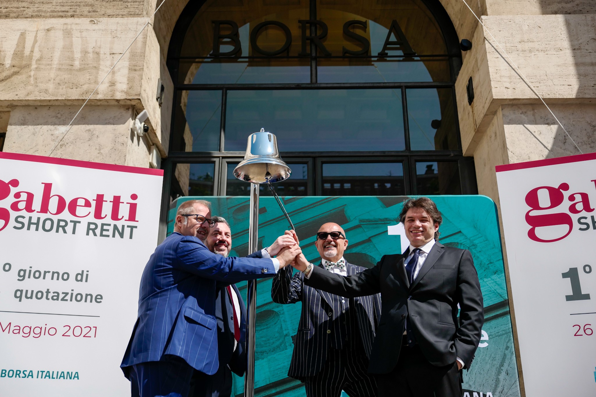 j rent ring the bell photo eng