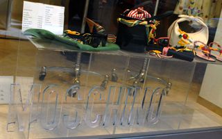 Aeffe, Intesa conferma Neutral in attesa del nuovo piano: ritorno all'utile  nel 2027 - Borsa Italiana